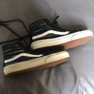 High-Top Vans size 6.5 womens size 5 Men